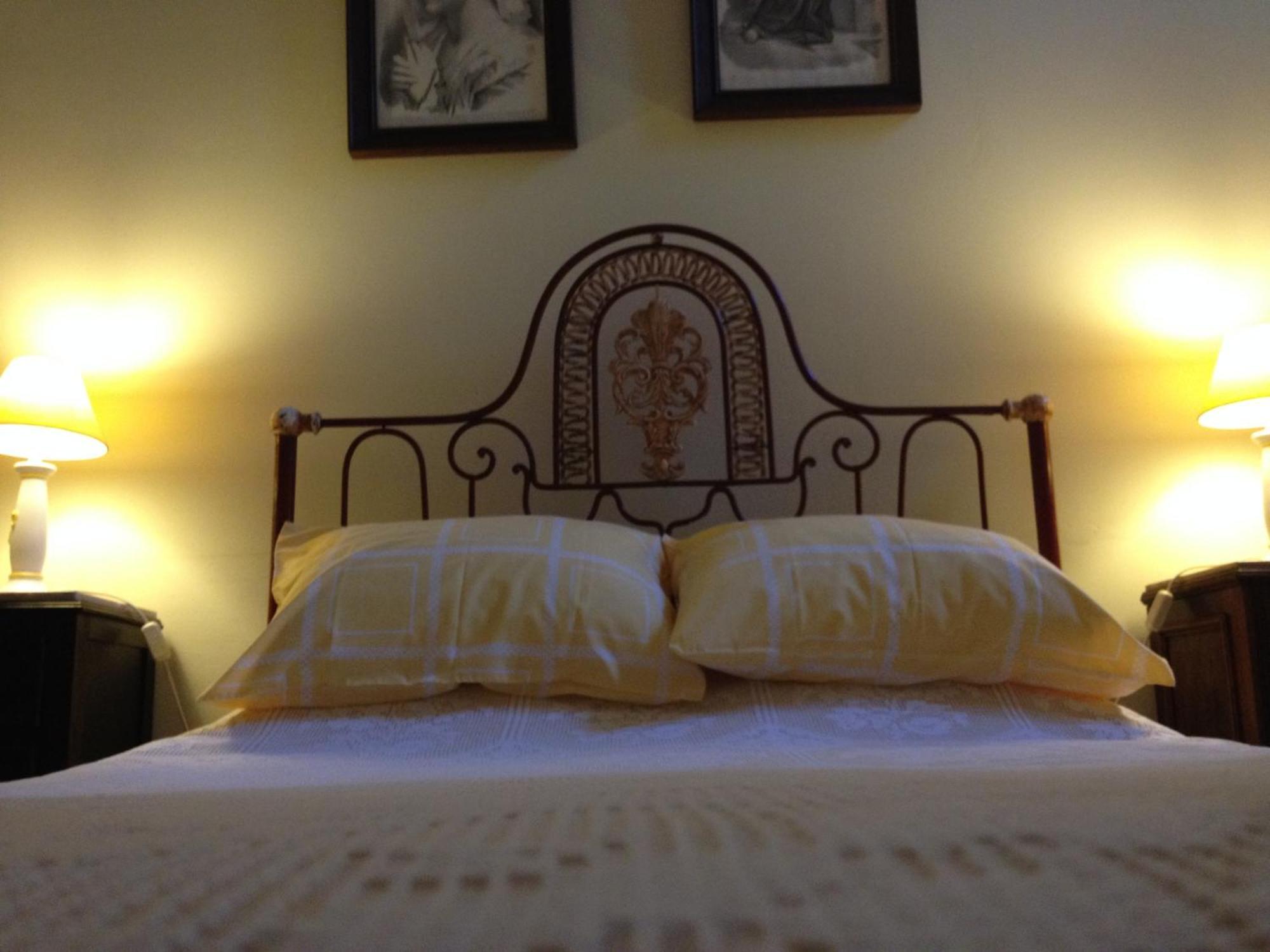 Casa Da Tia Guida Acomodação com café da manhã Golegã Quarto foto