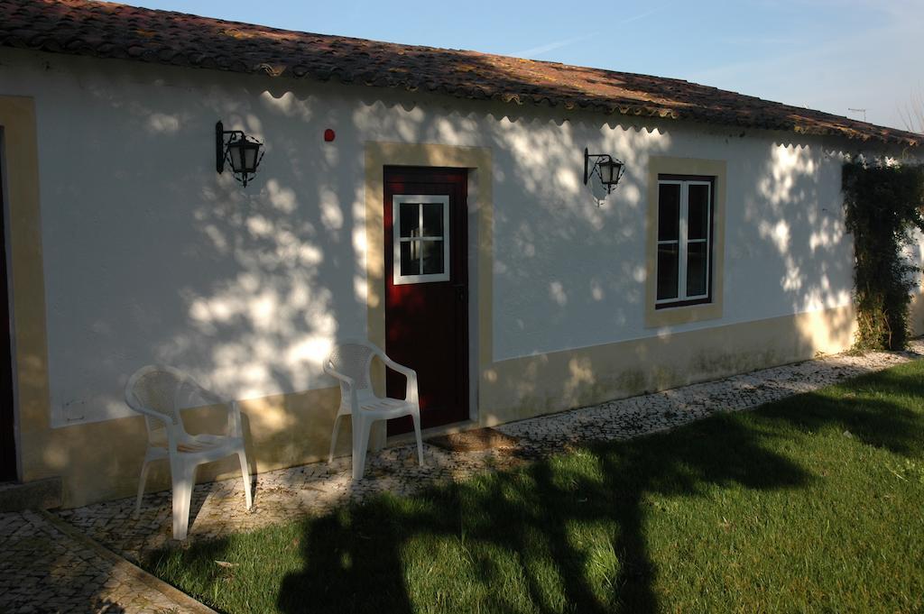 Casa Da Tia Guida Acomodação com café da manhã Golegã Exterior foto